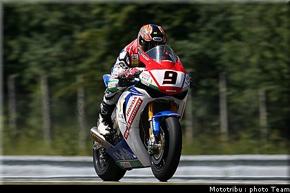 sbk_kyionari_02_brno2009.jpg