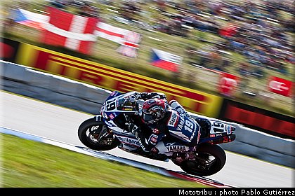 sbk_spies_1_brno2009.jpg