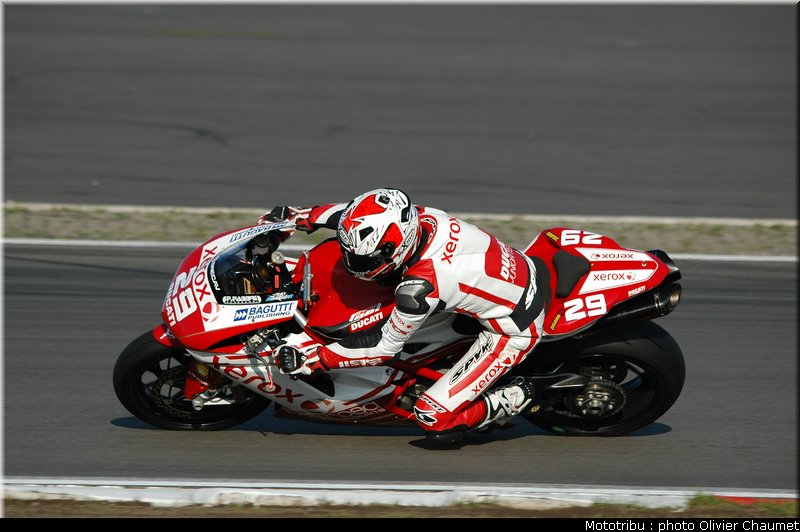 stk1000_beretta_3_nurburgring_allemagne_2009