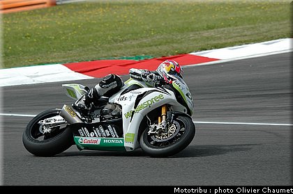 sbk_rea_5_nurburgring_allemagne_2009.JPG