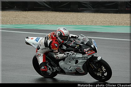 supersport_praia_3_nurburgring_allemagne_2009.JPG