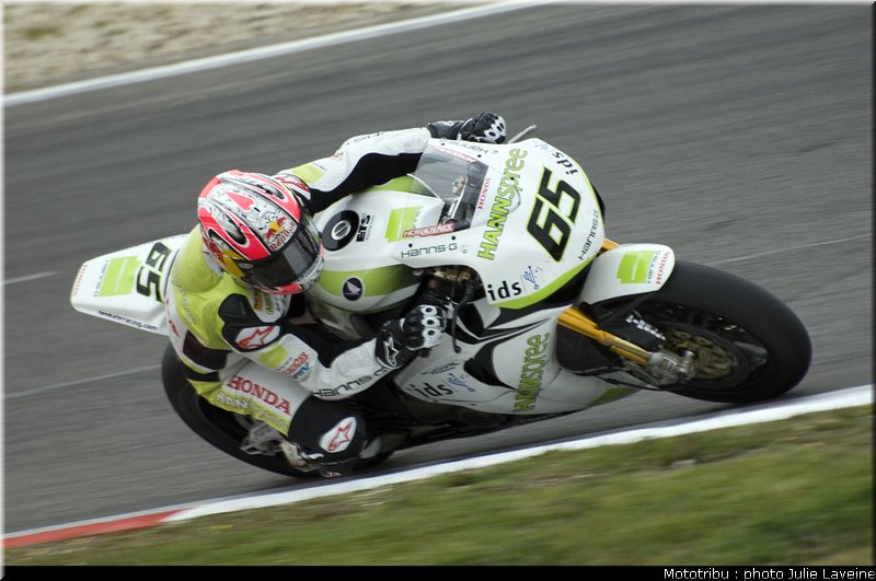 sbk_rea_2_nurburgring_allemagne_2009