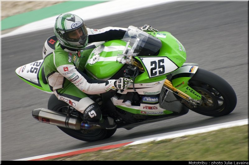 sbk_salom_1_nurburgring_allemagne_2009