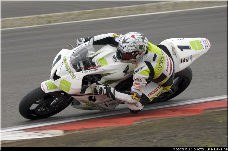 supersport_pitt_nurburgring_allemagne_2009
