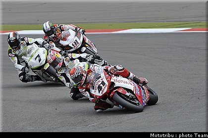 sbk_011_nurburgring_allemagne_2009.jpg