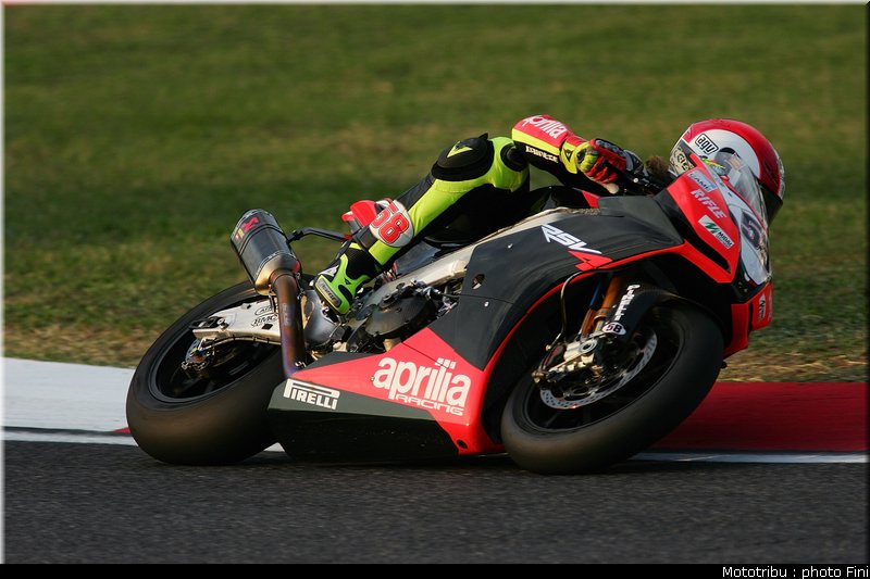 sbk_simoncelli_01_imola_2009