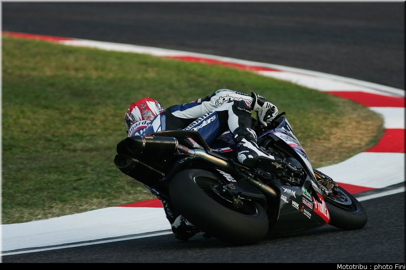 sbk_spies_01_imola_2009
