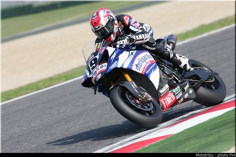 sbk_spies_05_imola_2009