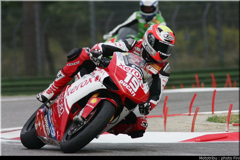 stk1000_simeon_3_imola_2009