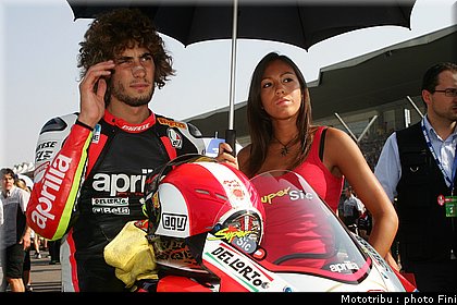 sbk_babes_imola_2009_04.JPG