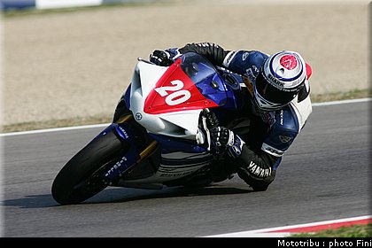 stk1000_barrier_imola_2009.JPG