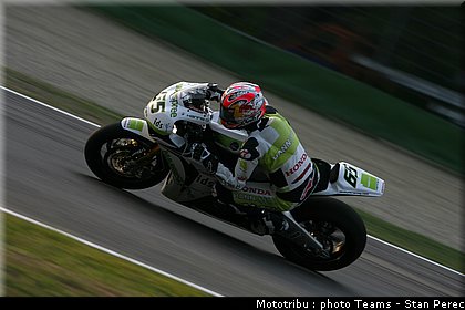 sbk_rea_09_imola_2009.jpg