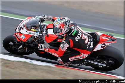 sbk_biaggi_1_france_2009.jpg