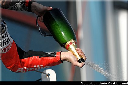 sbk_biaggi_6_france_2009.jpg