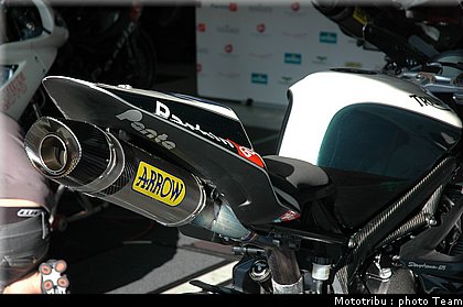 0318_supersport_triumph_be1_3_france_2009_0318.jpg