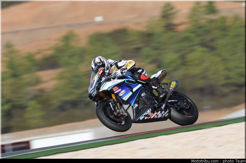 sbk_guintoli_08_portugal_2009