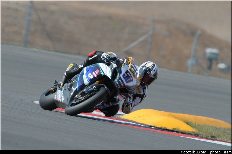 sbk_guintoli_12_portugal_2009