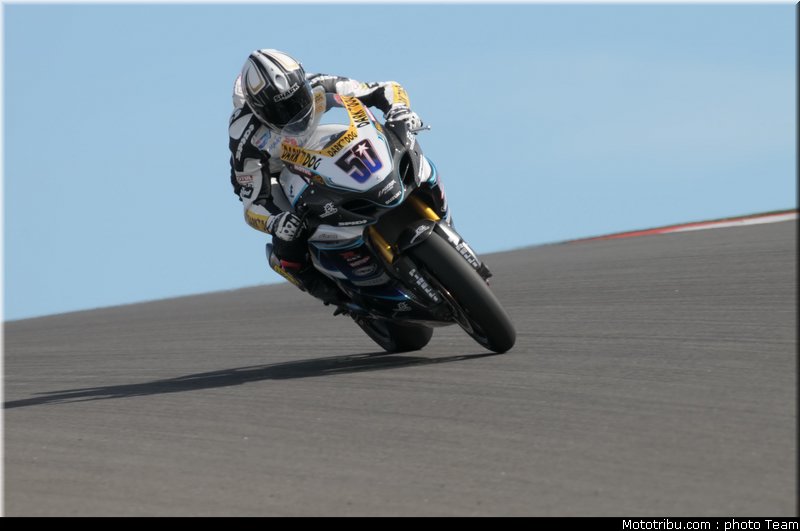 sbk_guintoli_14_portugal_2009