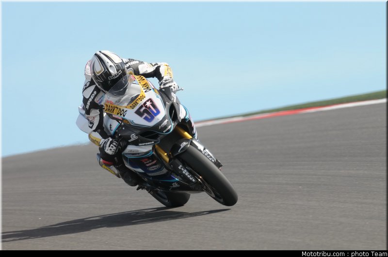sbk_guintoli_15_portugal_2009