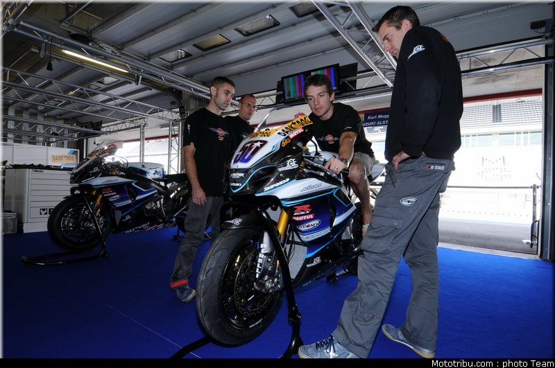 sbk_guintoli_31_portugal_2009