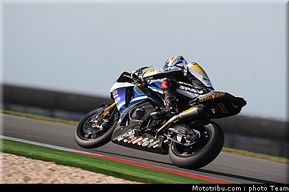 sbk_guintoli_04_portugal_2009.jpg