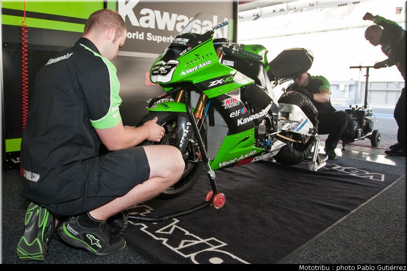 sbk_parkes_01_portugal_2009
