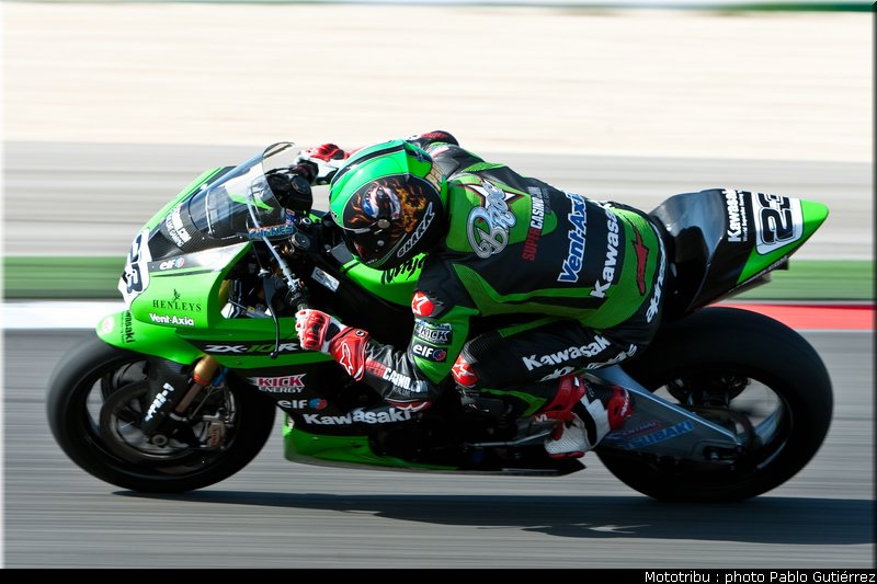sbk_parkes_04_portugal_2009