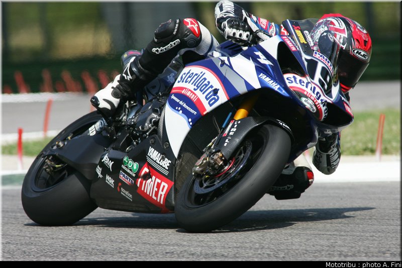 sbk_spies_1_test_imola2009