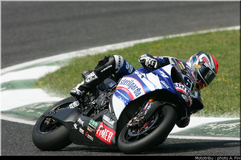 sbk_sykes_1_test_imola2009
