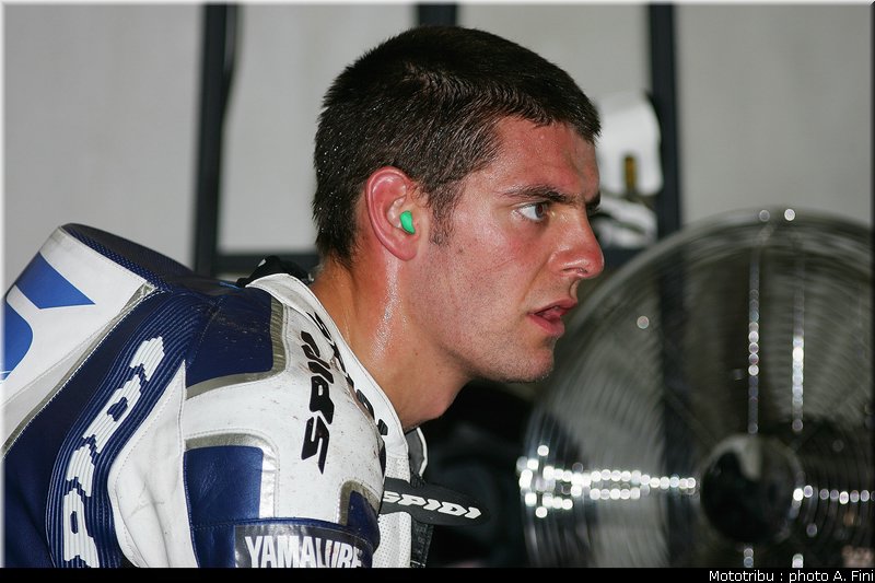supersport_crutchlow_1_test_imola2009