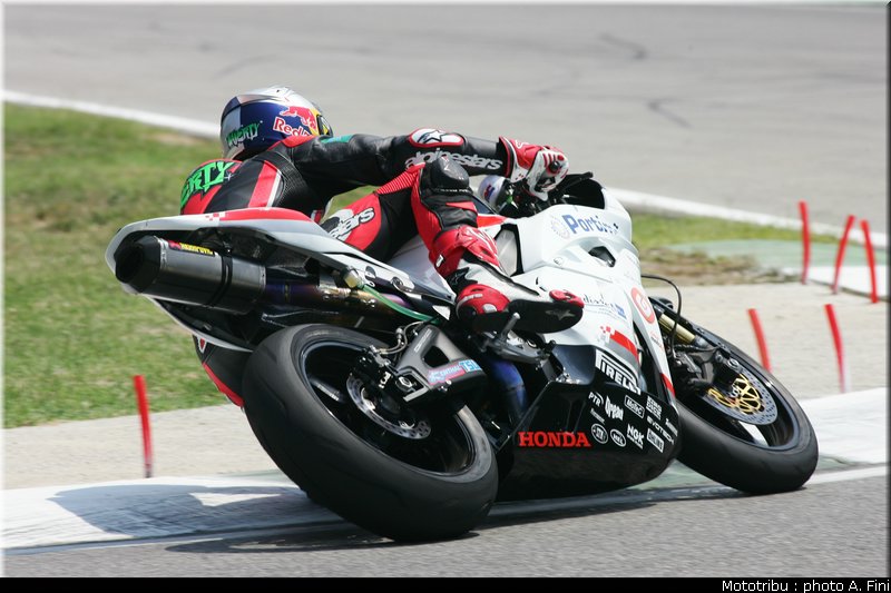 supersport_laverty_2_test_imola2009