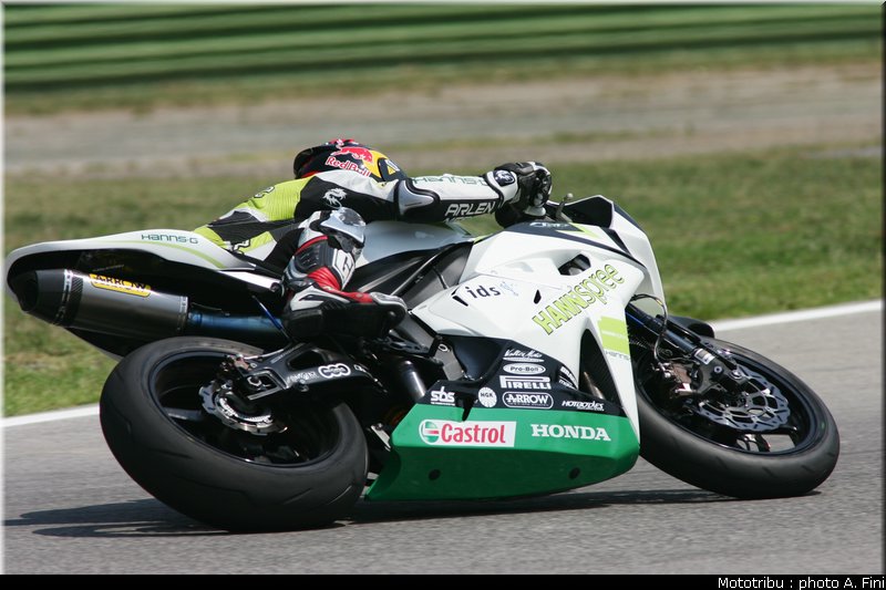 supersport_pitt_3_test_imola2009