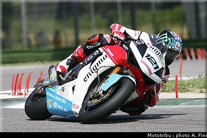 sbk_hopkins_2_test_imola2009.JPG