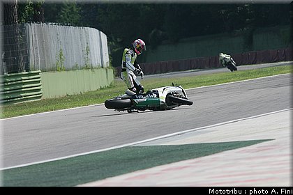 sbk_rea_5_test_imola2009.JPG