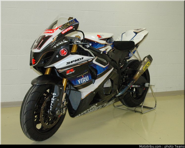 sbk_suzuki_2_australie_2010