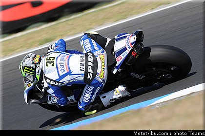 sbk_crutchlow_10_australie_2010.jpg