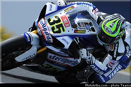 sbk_crutchlow_12_australie_2010.jpg