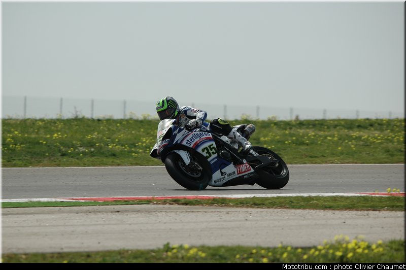 sbk_crutchlow_1_portugal_2010