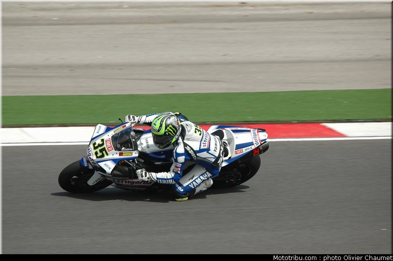 sbk_crutchlow_2_portugal_2010