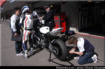 stk1000_barrier_2_portugal_2010.JPG