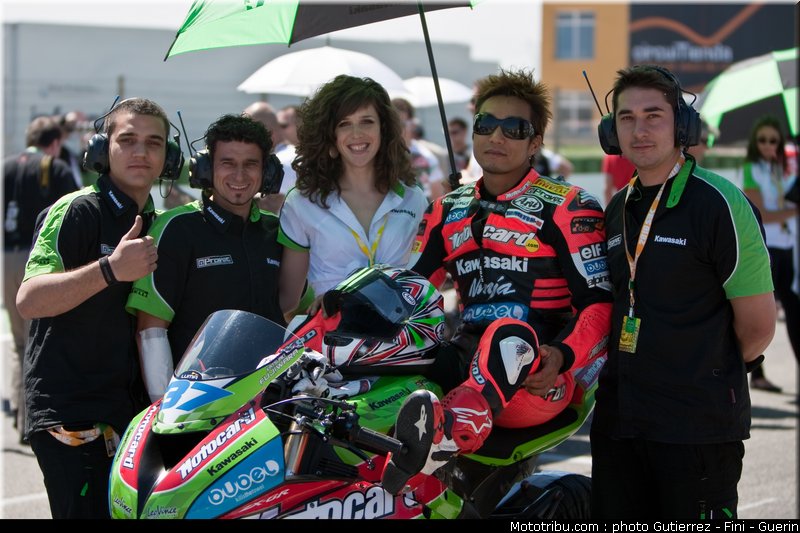 superbike_pit_babes_valence_2010_0018