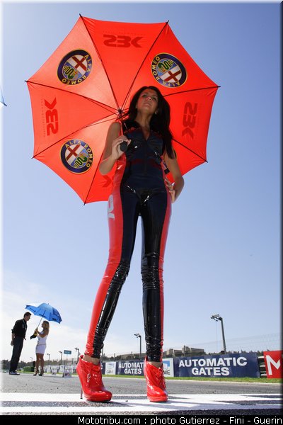 superbike_pit_babes_valence_2010_0053