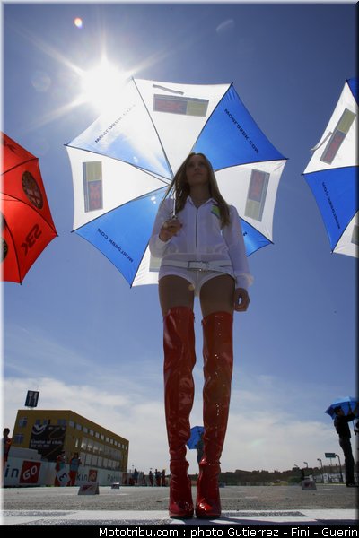 superbike_pit_babes_valence_2010_0054