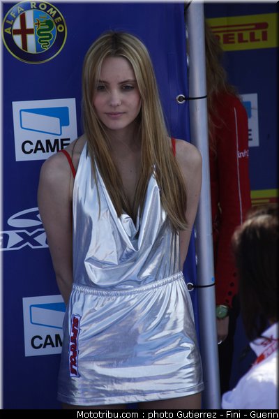 superbike_pit_babes_valence_2010_0096