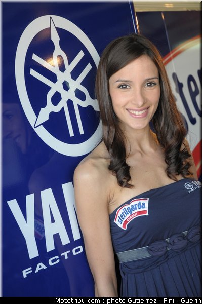 superbike_pit_babes_valence_2010_0100