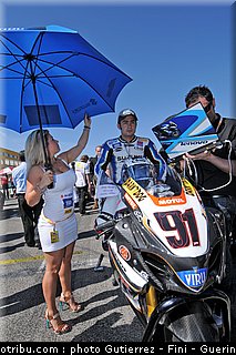 superbike_pit_babes_valence_2010_0008.jpg
