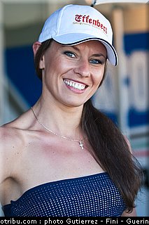 superbike_pit_babes_valence_2010_0013.jpg