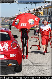 superbike_pit_babes_valence_2010_0042.JPG