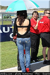 superbike_pit_babes_valence_2010_0050.JPG