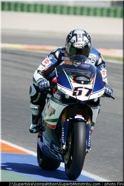 sbk_lanzi_1_valence_2010
